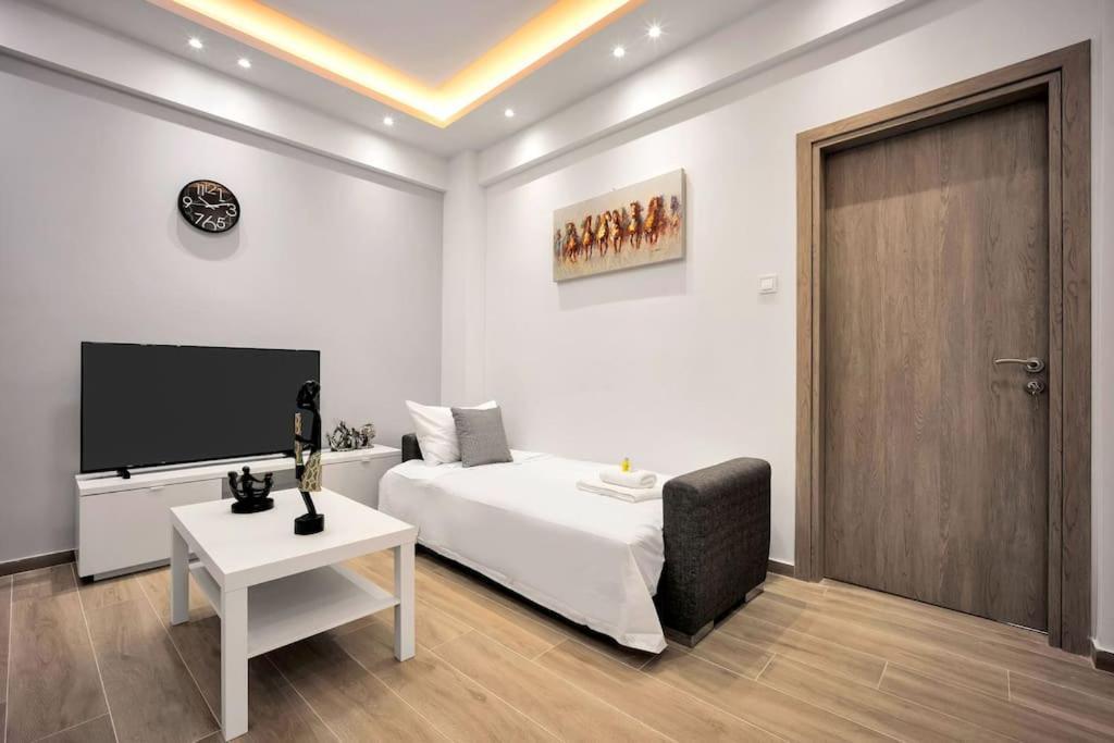 Artemis Modern Apartment